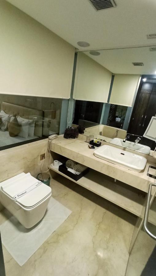 Kailash Parbat Hotel Lonavla Zewnętrze zdjęcie