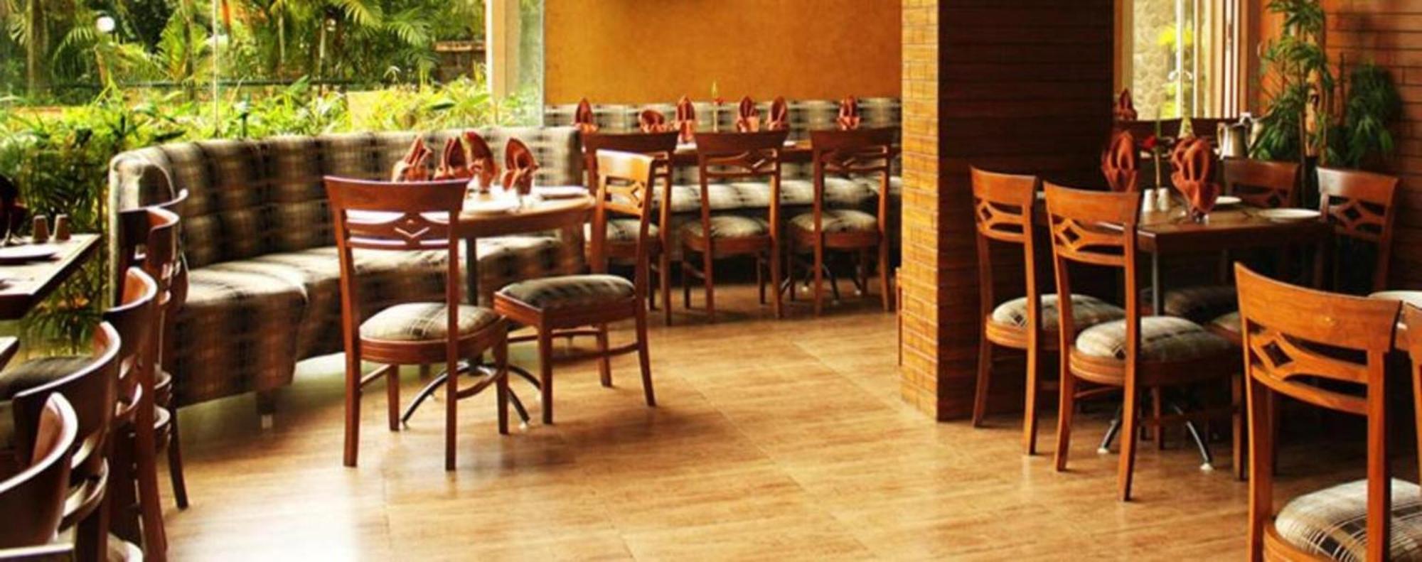 Kailash Parbat Hotel Lonavla Zewnętrze zdjęcie