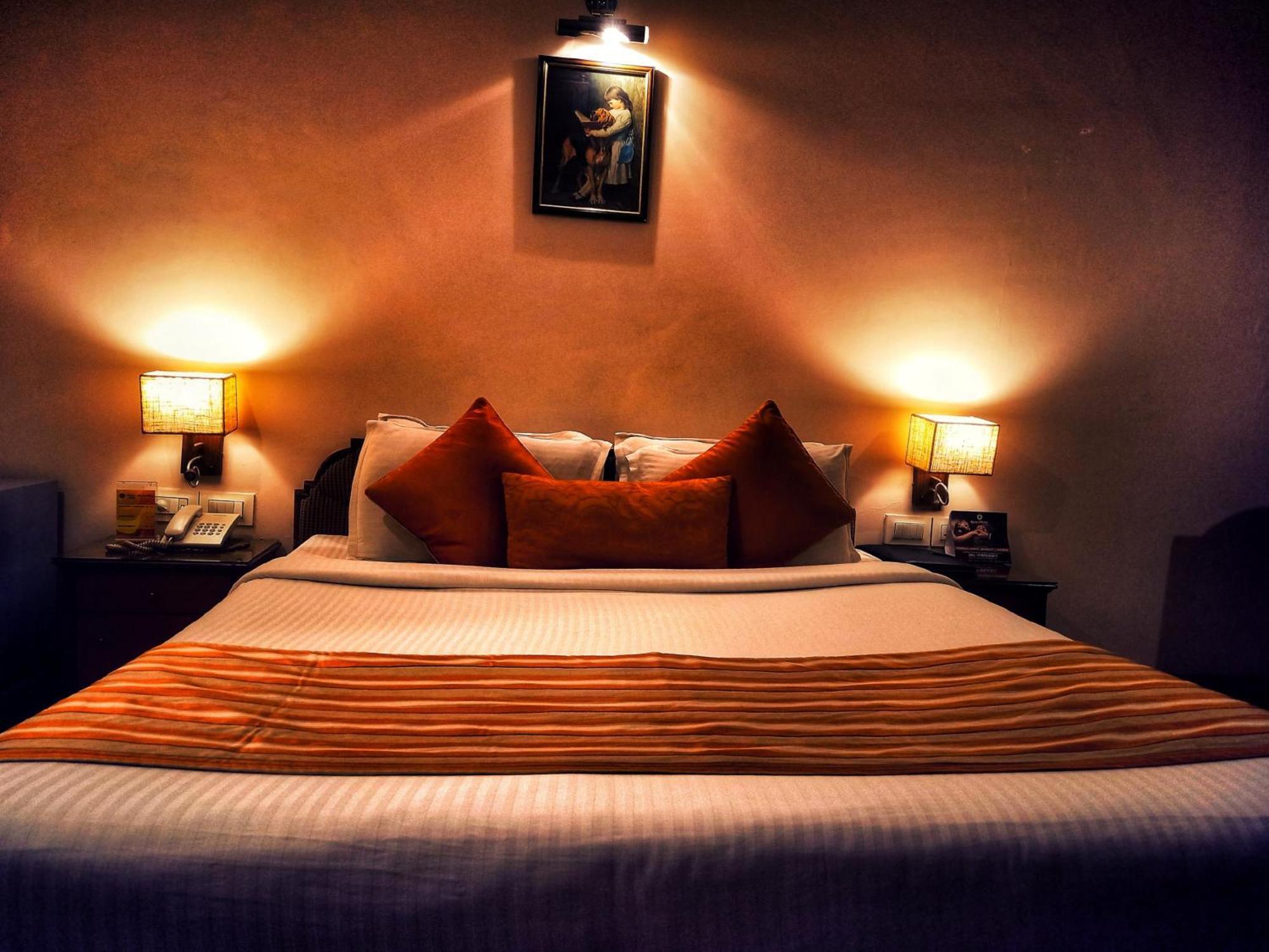 Kailash Parbat Hotel Lonavla Zewnętrze zdjęcie