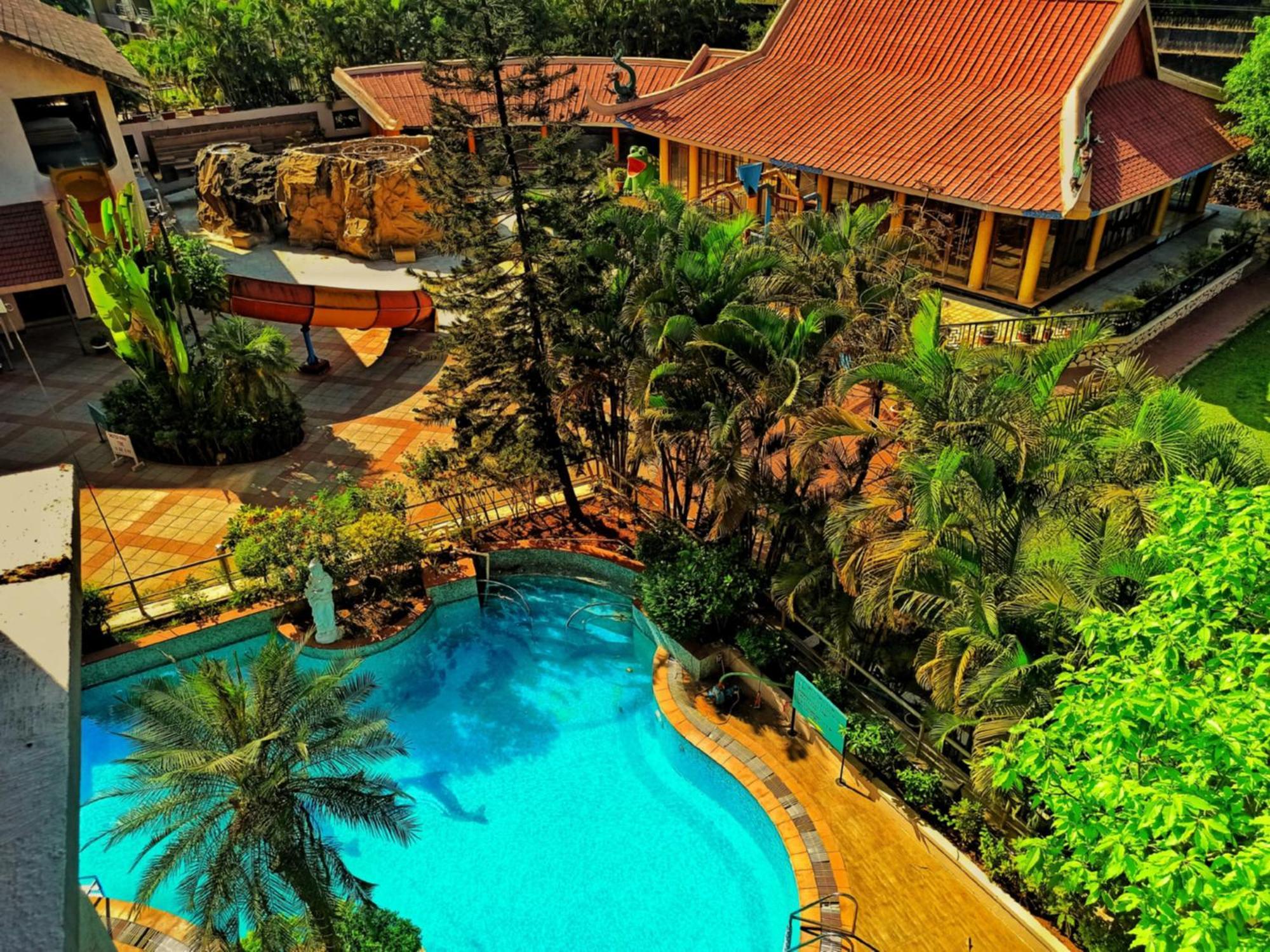 Kailash Parbat Hotel Lonavla Zewnętrze zdjęcie
